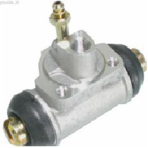 اسطوانة فرامل خلفية أصلية لسيارات Nissan D21 موديل 1990–1997 بجودة عالية وأداء موثوق